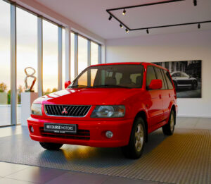 Mitsubishi Adventure 2010